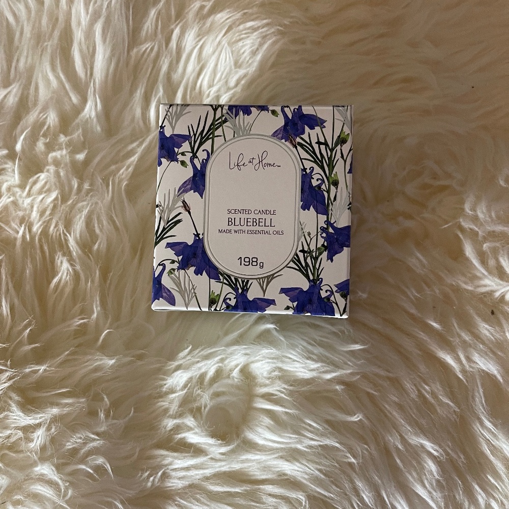 BNIB Life at Home Bluebell candle